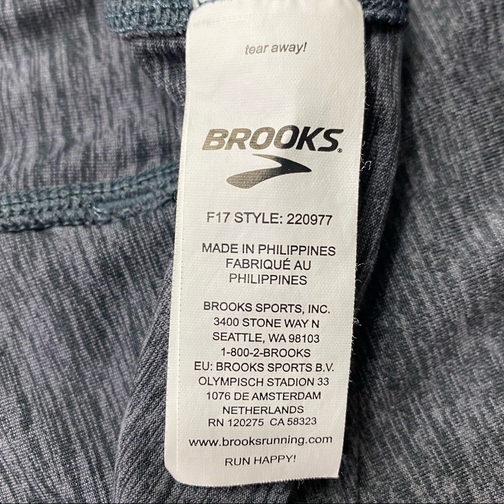 SOLD! Brooks Dash 1/2 Zip Pullover Running Athletic Top - Picture 9 of 11